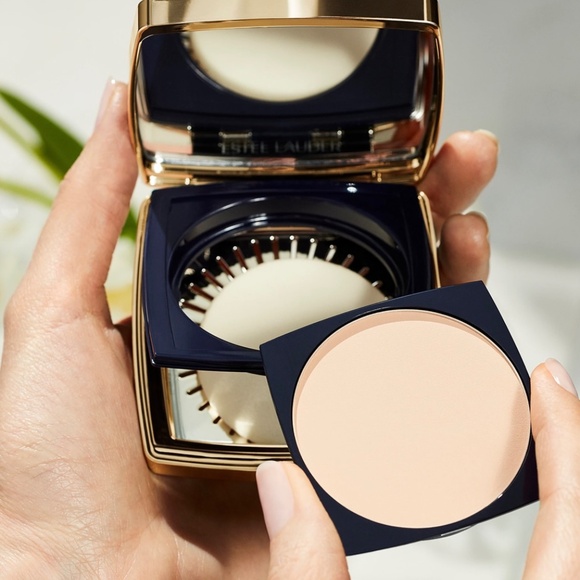 Estee Lauder Double Wear Stay-in-Place Matte Powder Foundation 4N1Shell Beige NW - Picture 8 of 9